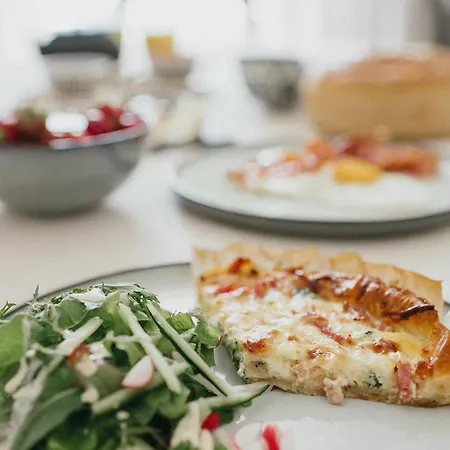 La Maison Des Dames La Sauveniere