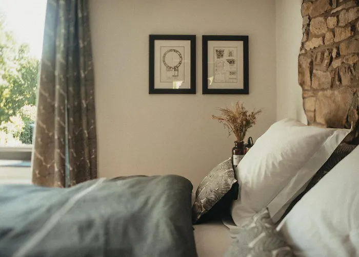 La Maison Des Dames La Sauveniere